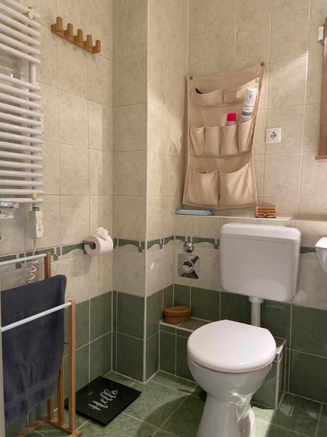 Gyoengy Apartman Шопрон Екстер'єр фото